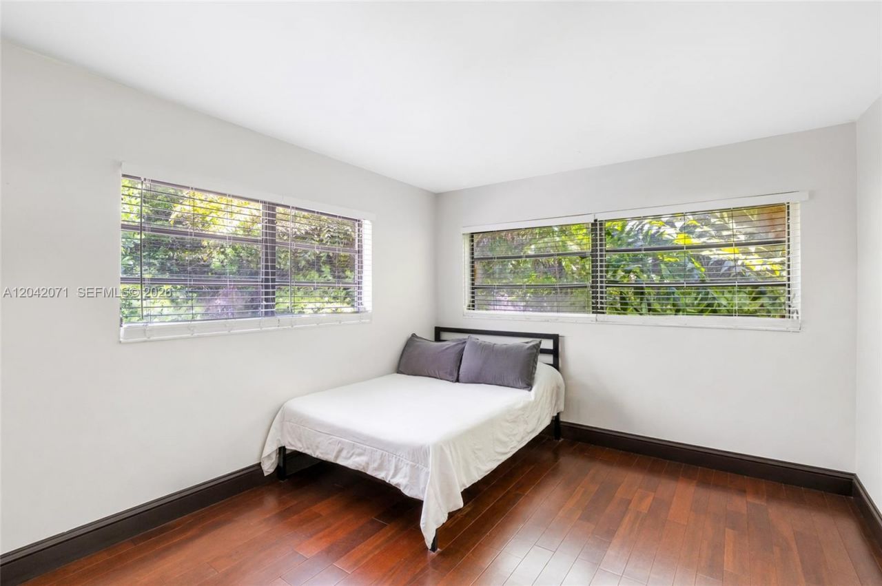 920 Aguero Ave, Coral Gables, FL 33146 Photo