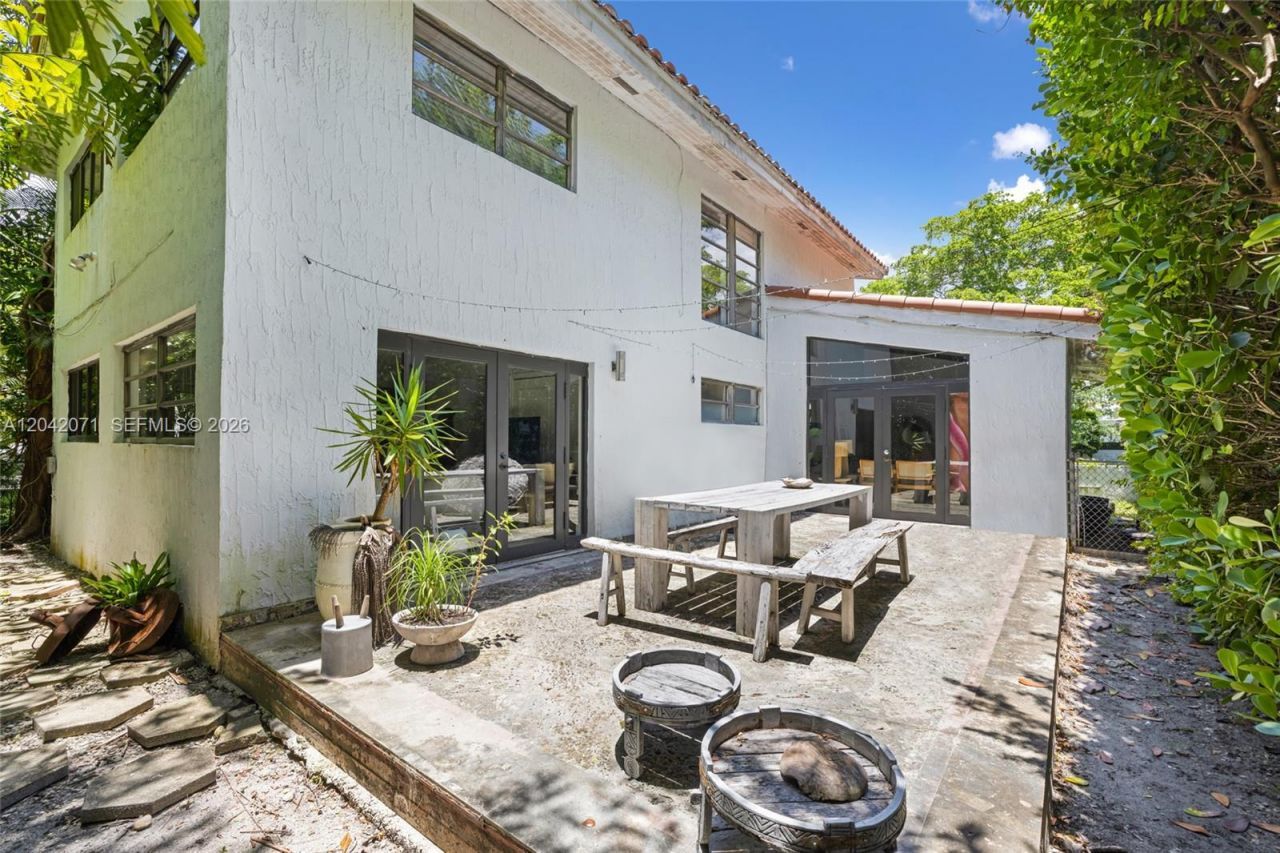 920 Aguero Ave, Coral Gables, FL 33146 Photo