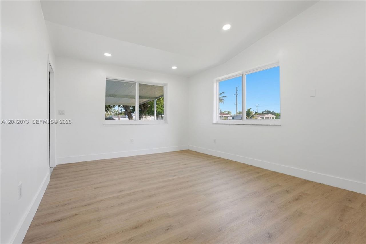 15921 NW 18th Pl, Miami Gardens, FL 33054 Photo