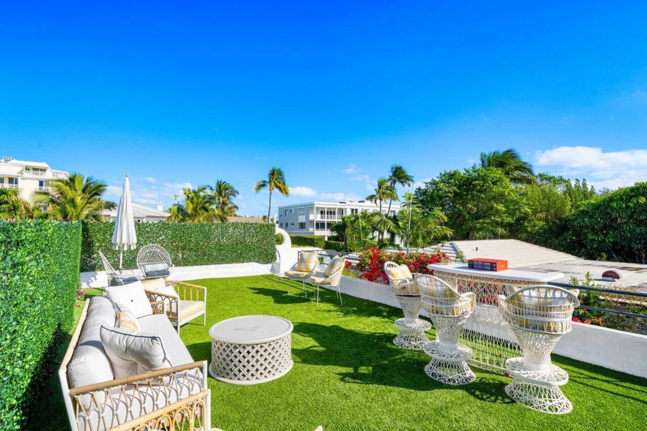 162 Peruvian Avenue, Palm Beach, FL 33480 Photo