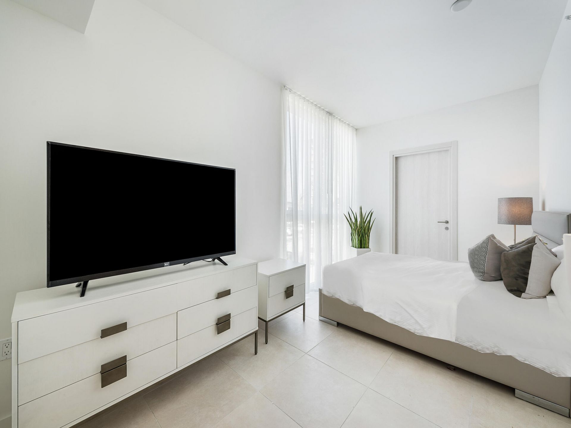 401 N Birch Road, Unit Th1, Fort Lauderdale, FL 33304 Photo