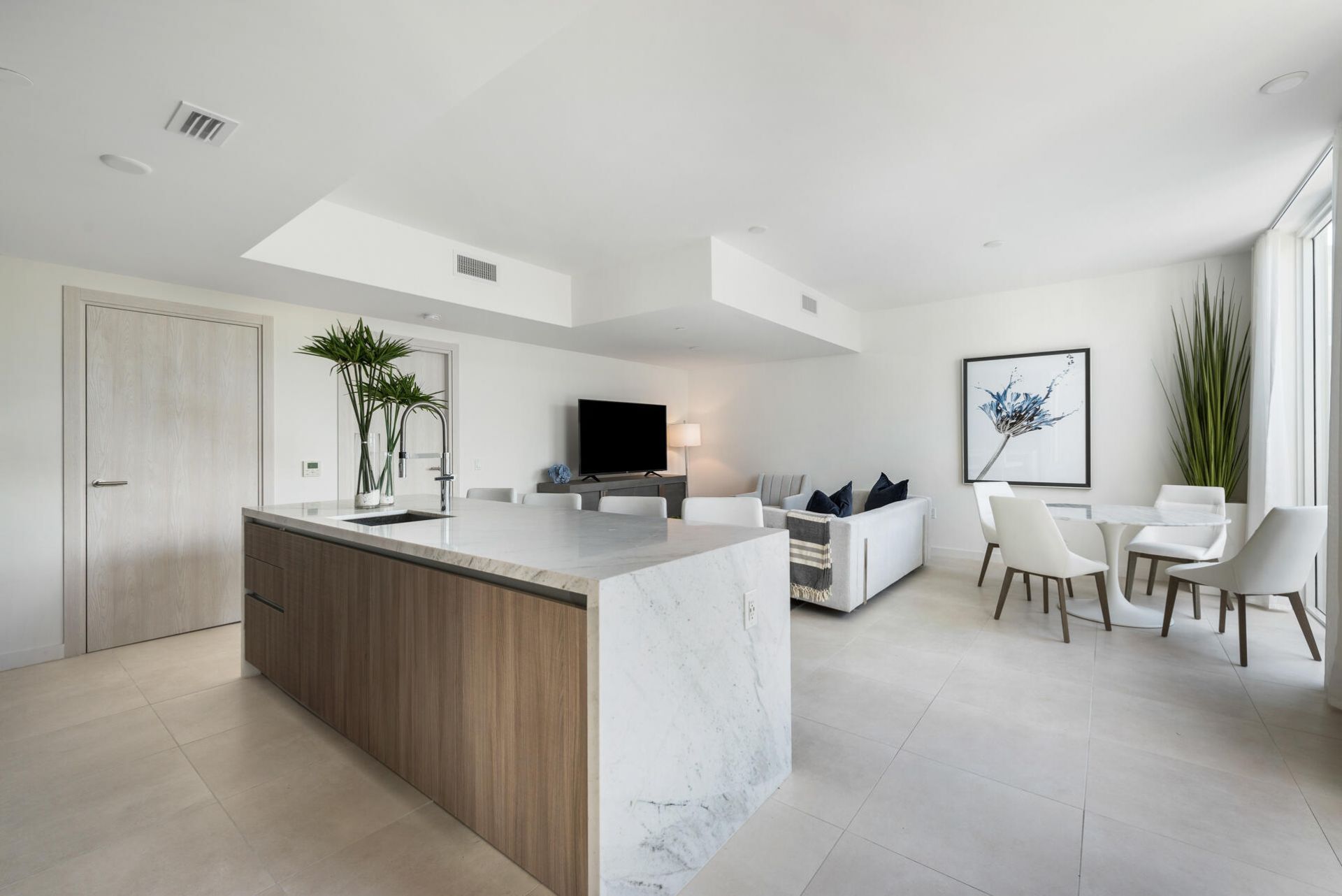 401 N Birch Road, Unit Th1, Fort Lauderdale, FL 33304 Photo