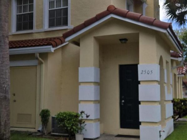 2505 Belmont Lane, North Lauderdale, FL 33068