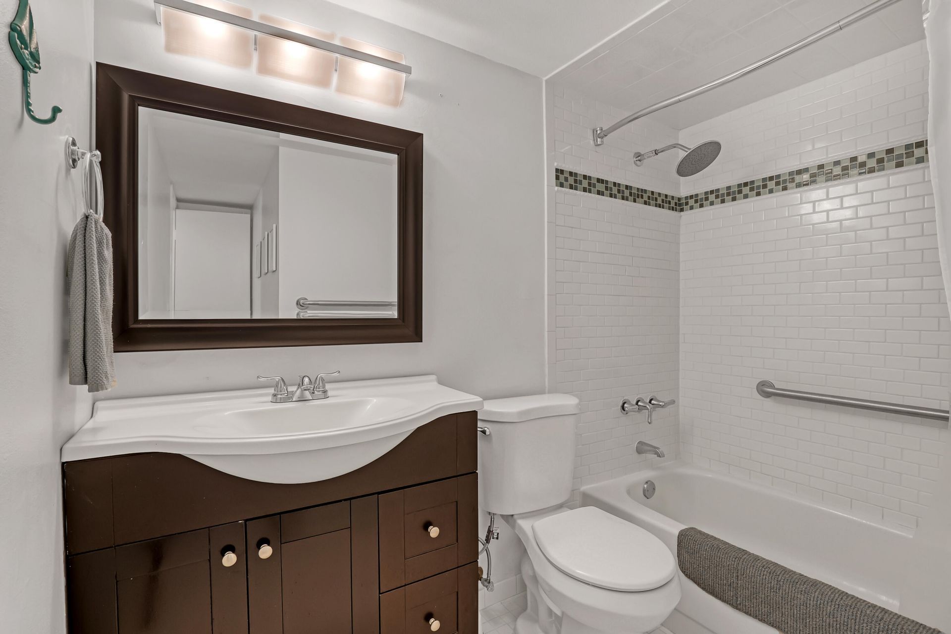 339 Pine Ridge Circle, Unit D-1, Greenacres, FL 33463 Photo