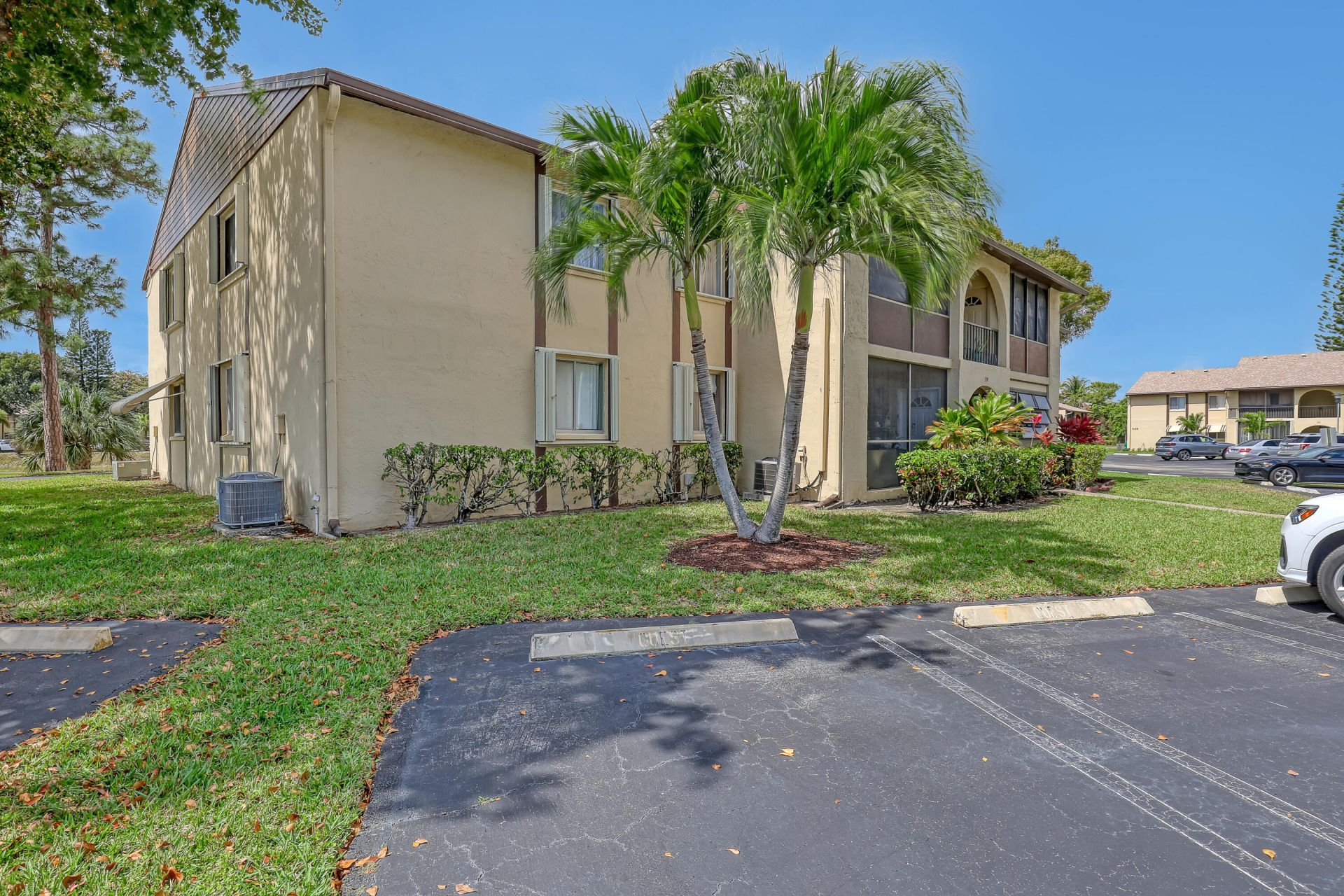 339 Pine Ridge Circle, Unit D-1, Greenacres, FL 33463 Photo