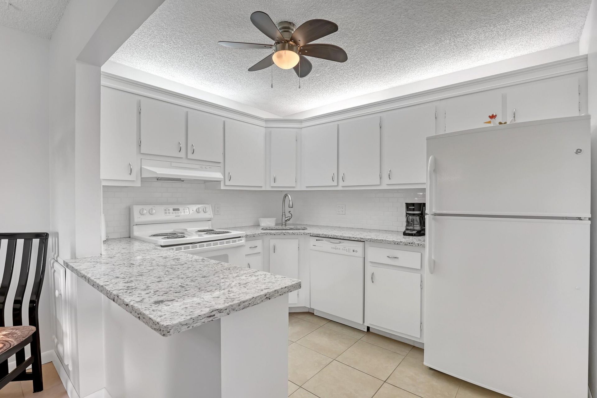 337 Pine Ridge Circle, Unit D-2, Greenacres, FL 33463 Photo