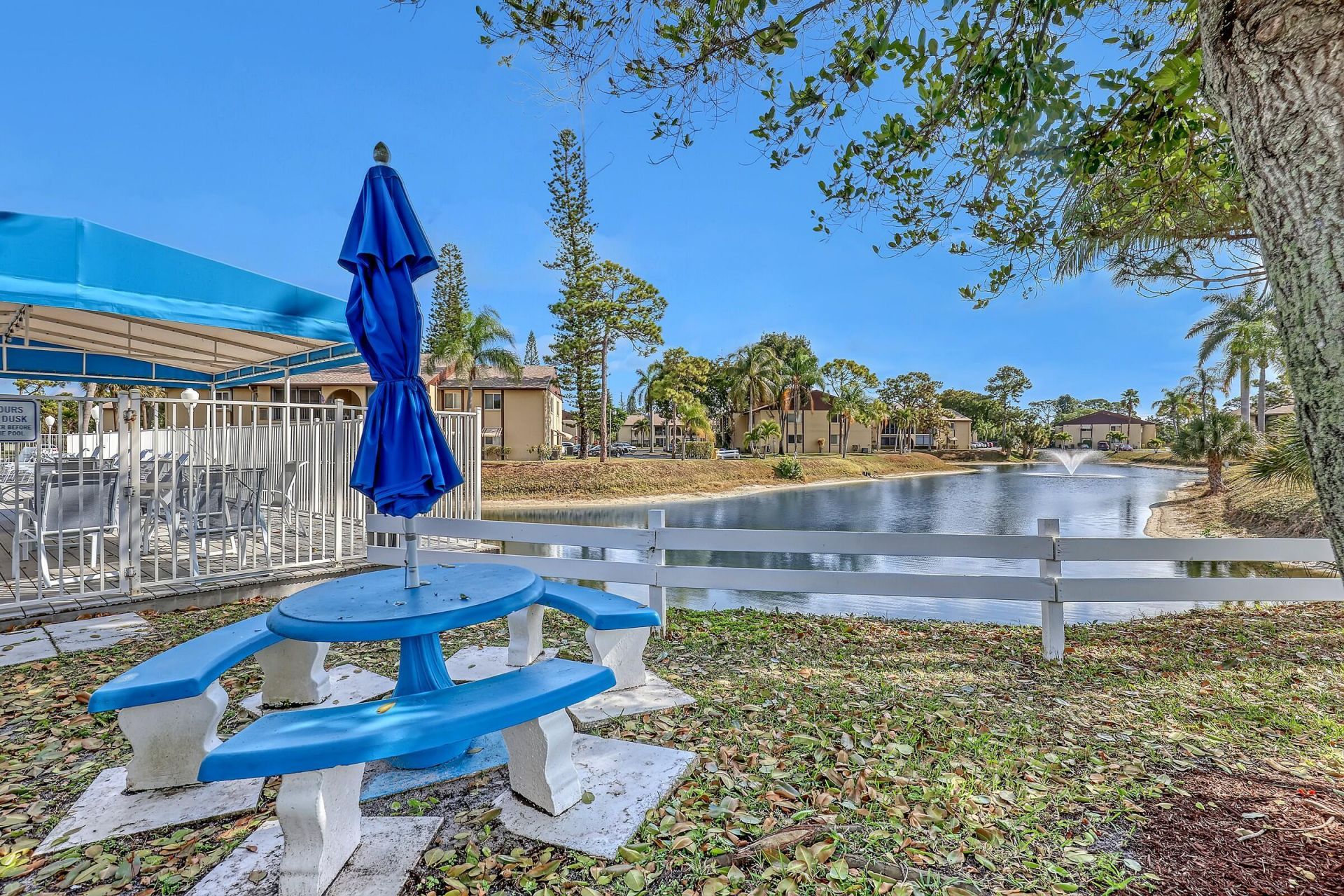 337 Pine Ridge Circle, Unit D-2, Greenacres, FL 33463 Photo