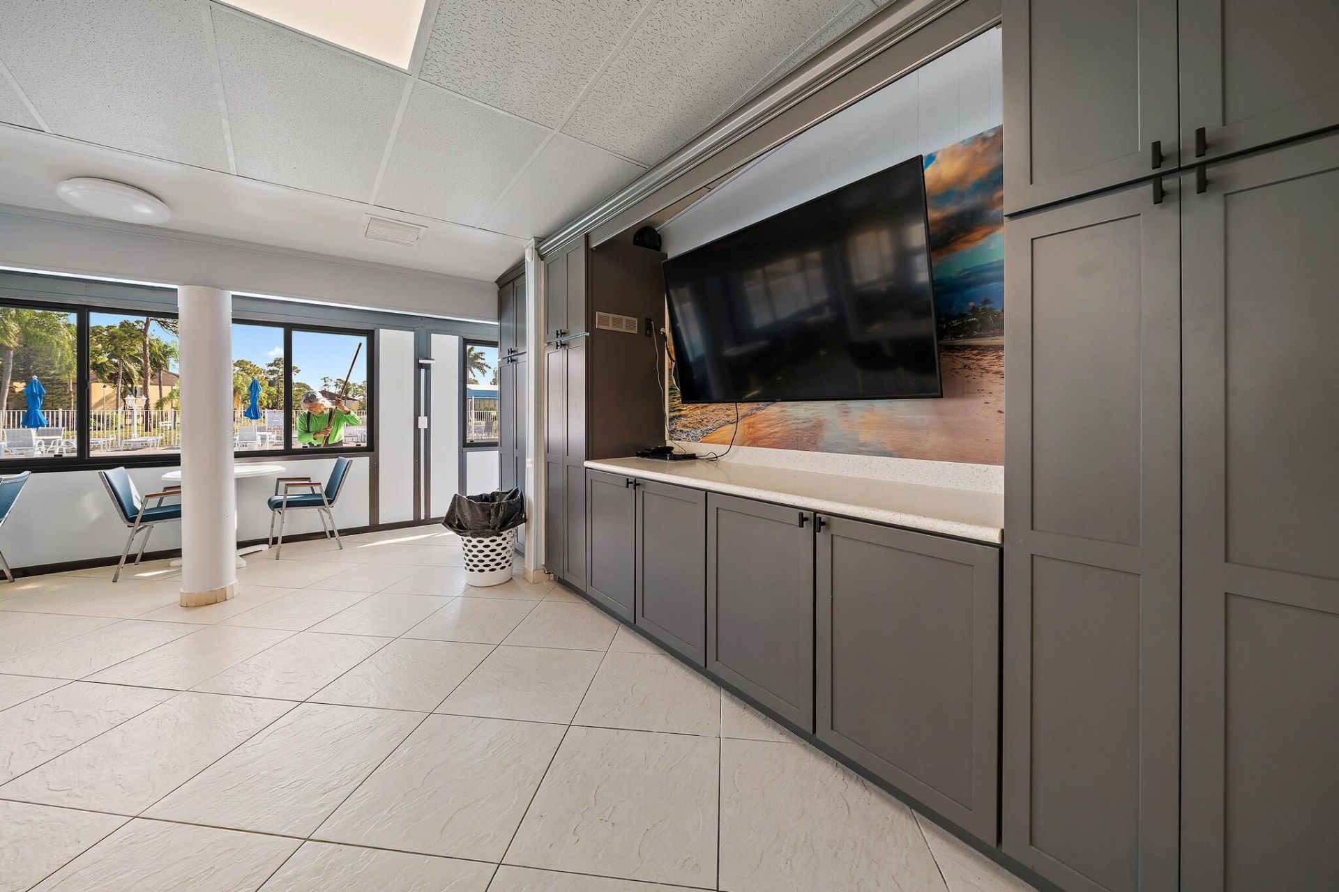 337 Pine Ridge Circle, Unit D-2, Greenacres, FL 33463 Photo