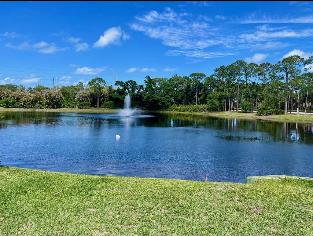 4848 SE Mariner Village Lane, Stuart, FL 34997 Photo