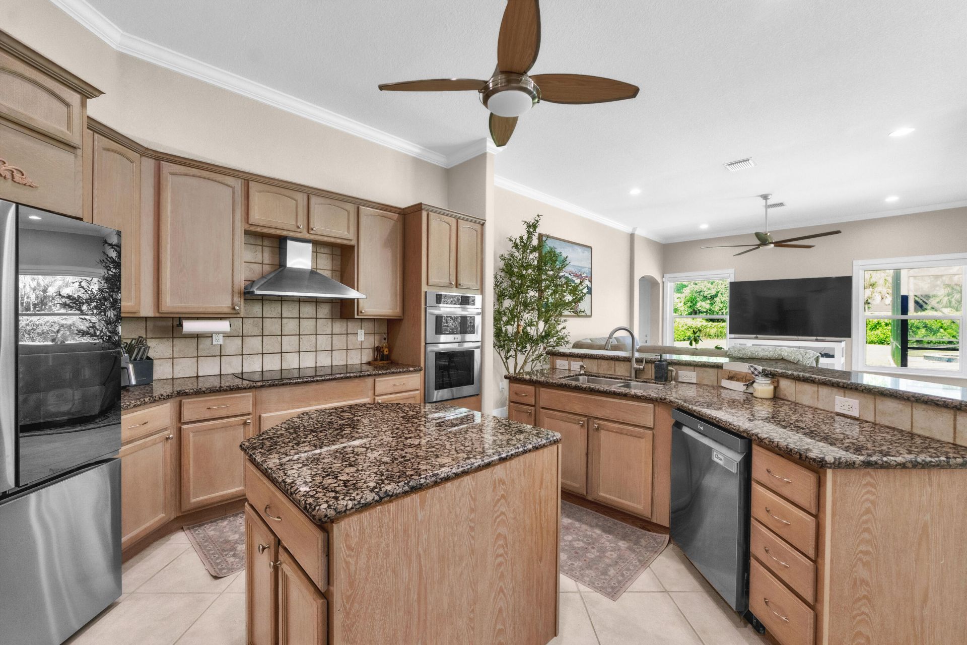 5730 NW 66th Way, Parkland, FL 33067 Photo