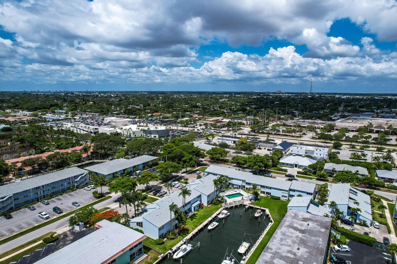 129 Lehane Terrace, Unit 133, North Palm Beach, FL 33408 Photo