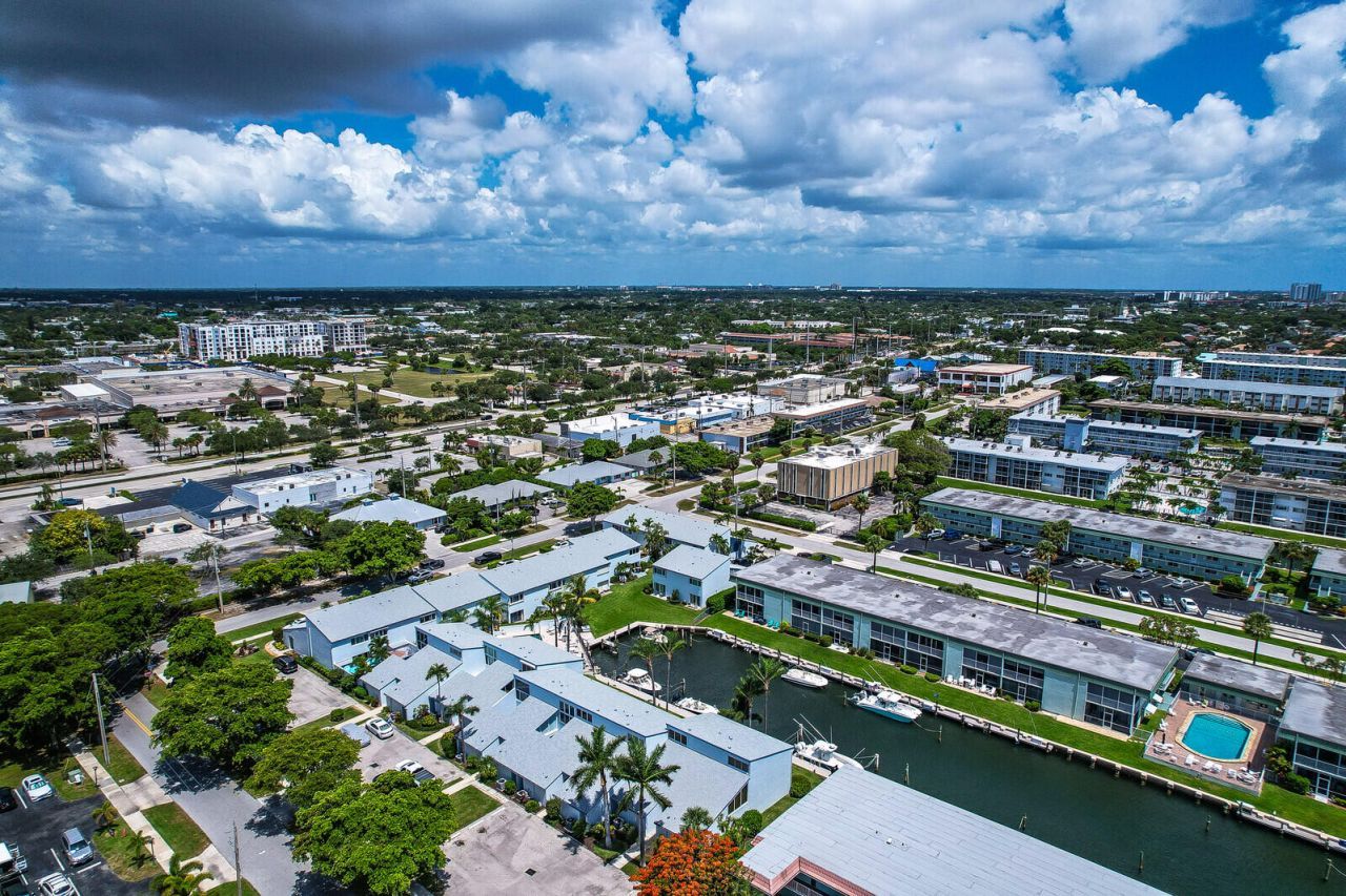 129 Lehane Terrace, Unit 133, North Palm Beach, FL 33408 Photo