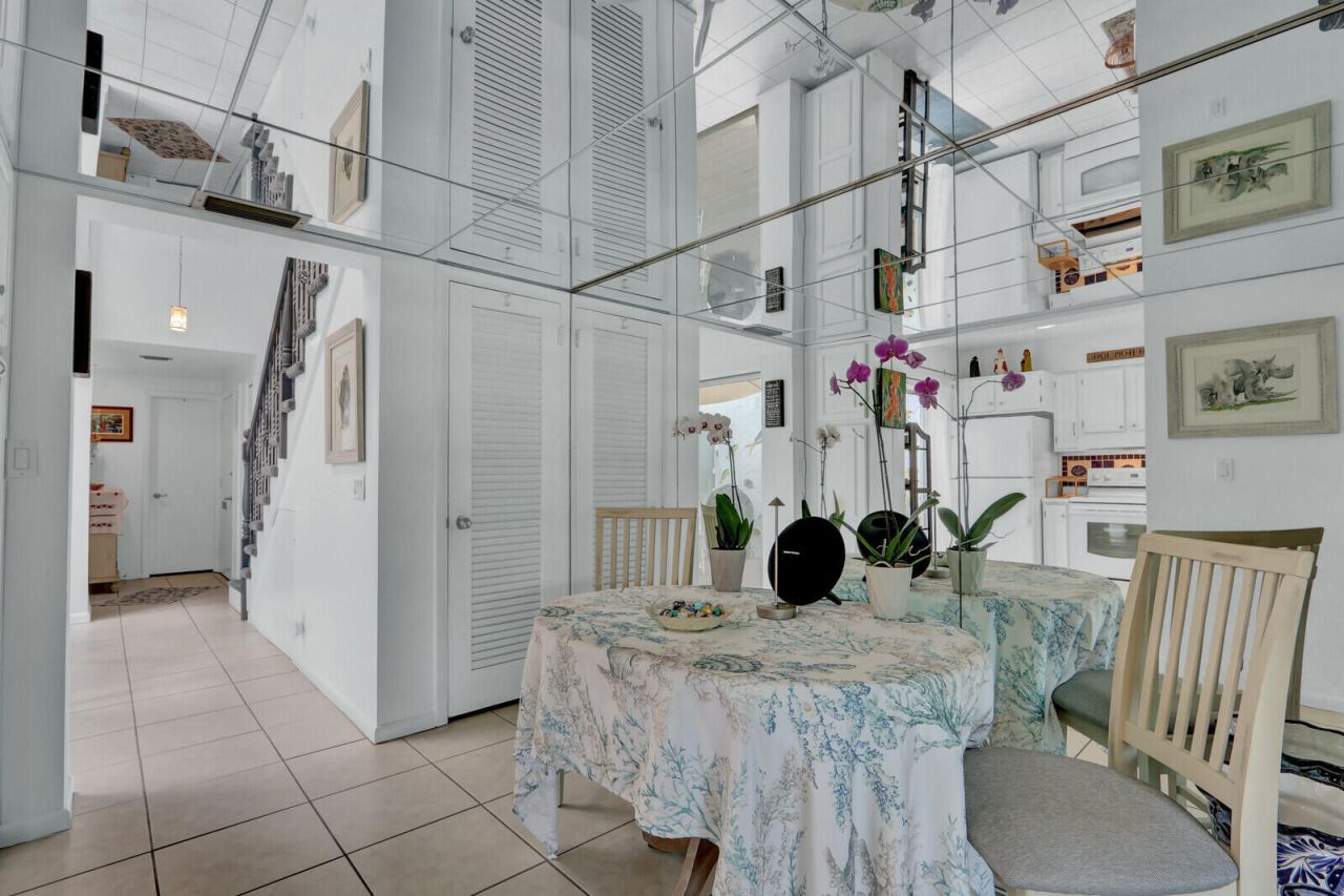 129 Lehane Terrace, Unit 133, North Palm Beach, FL 33408 Photo