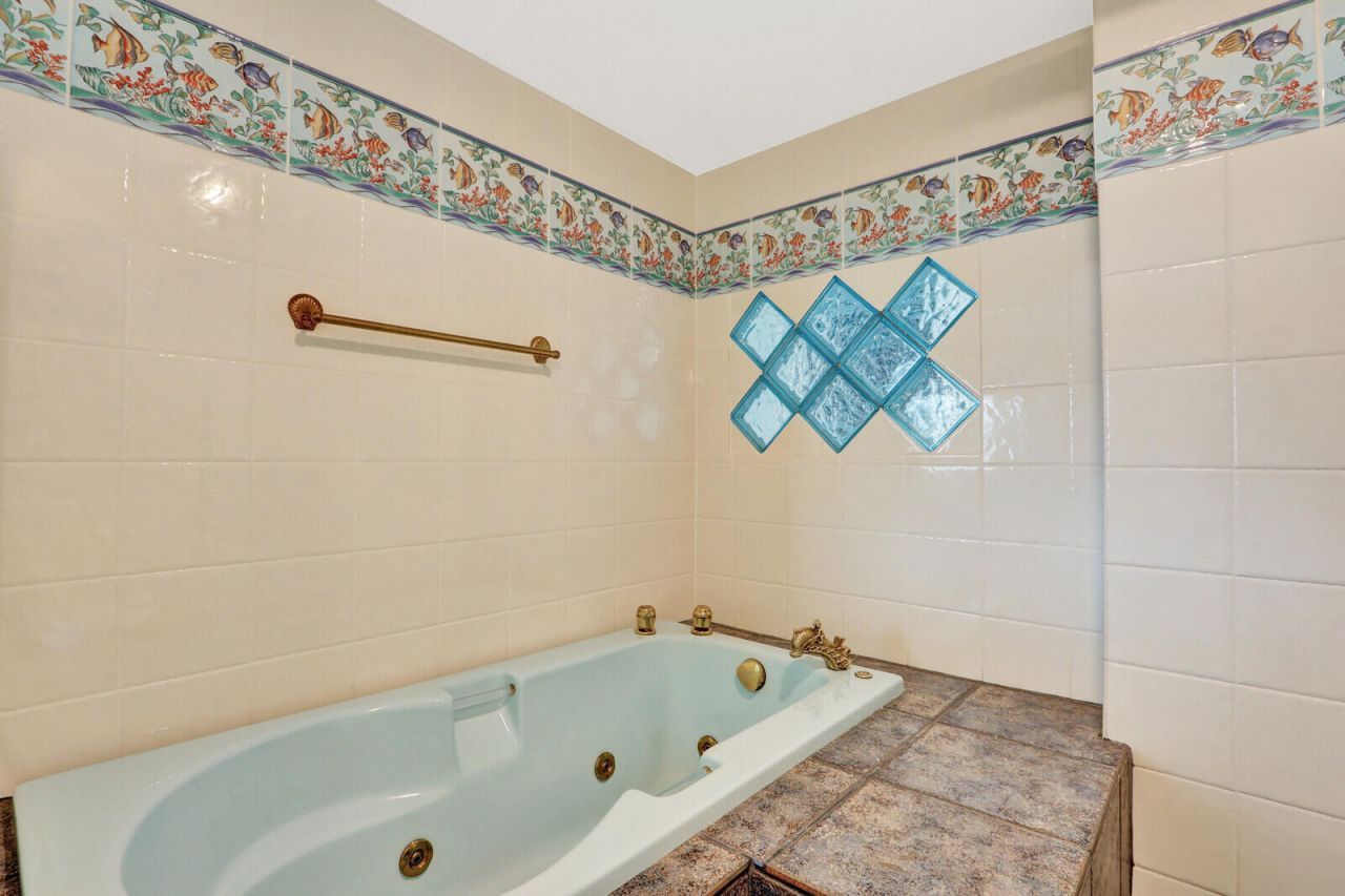 129 Lehane Terrace, Unit 133, North Palm Beach, FL 33408 Photo