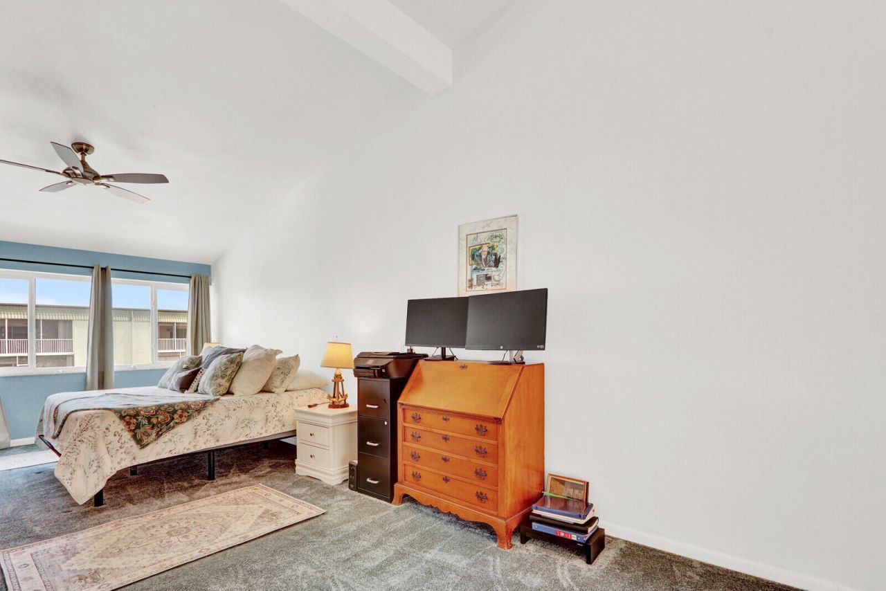 129 Lehane Terrace, Unit 133, North Palm Beach, FL 33408 Photo