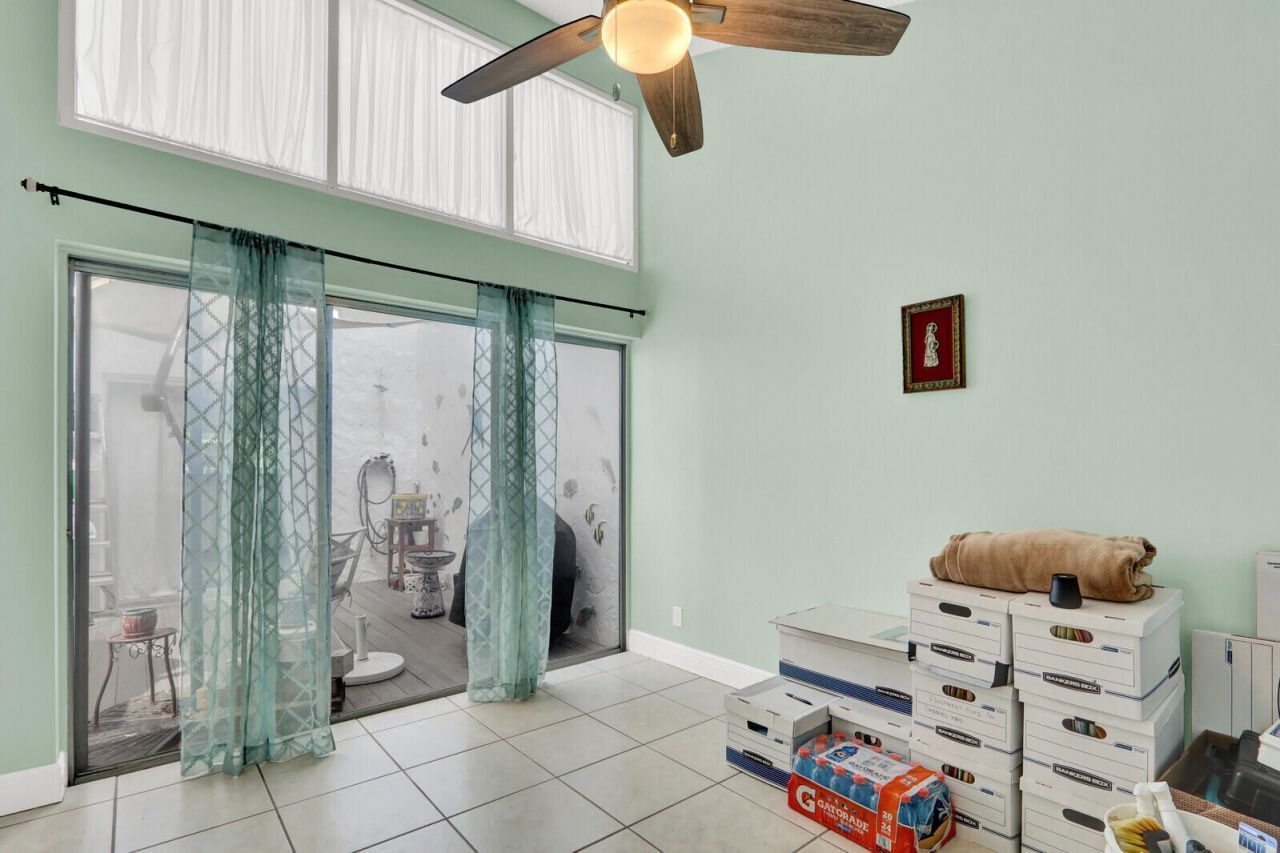 129 Lehane Terrace, Unit 133, North Palm Beach, FL 33408 Photo