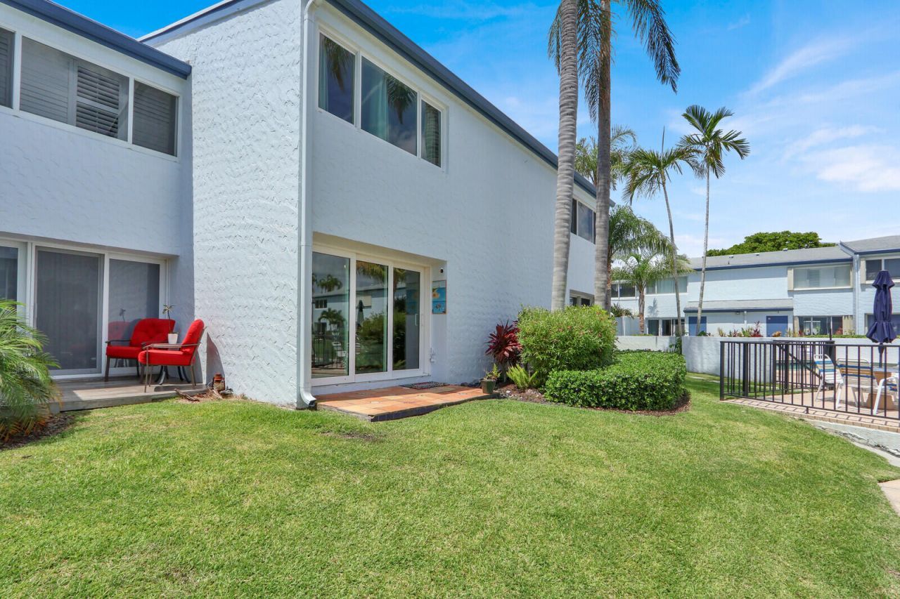 129 Lehane Terrace, Unit 133, North Palm Beach, FL 33408 Photo