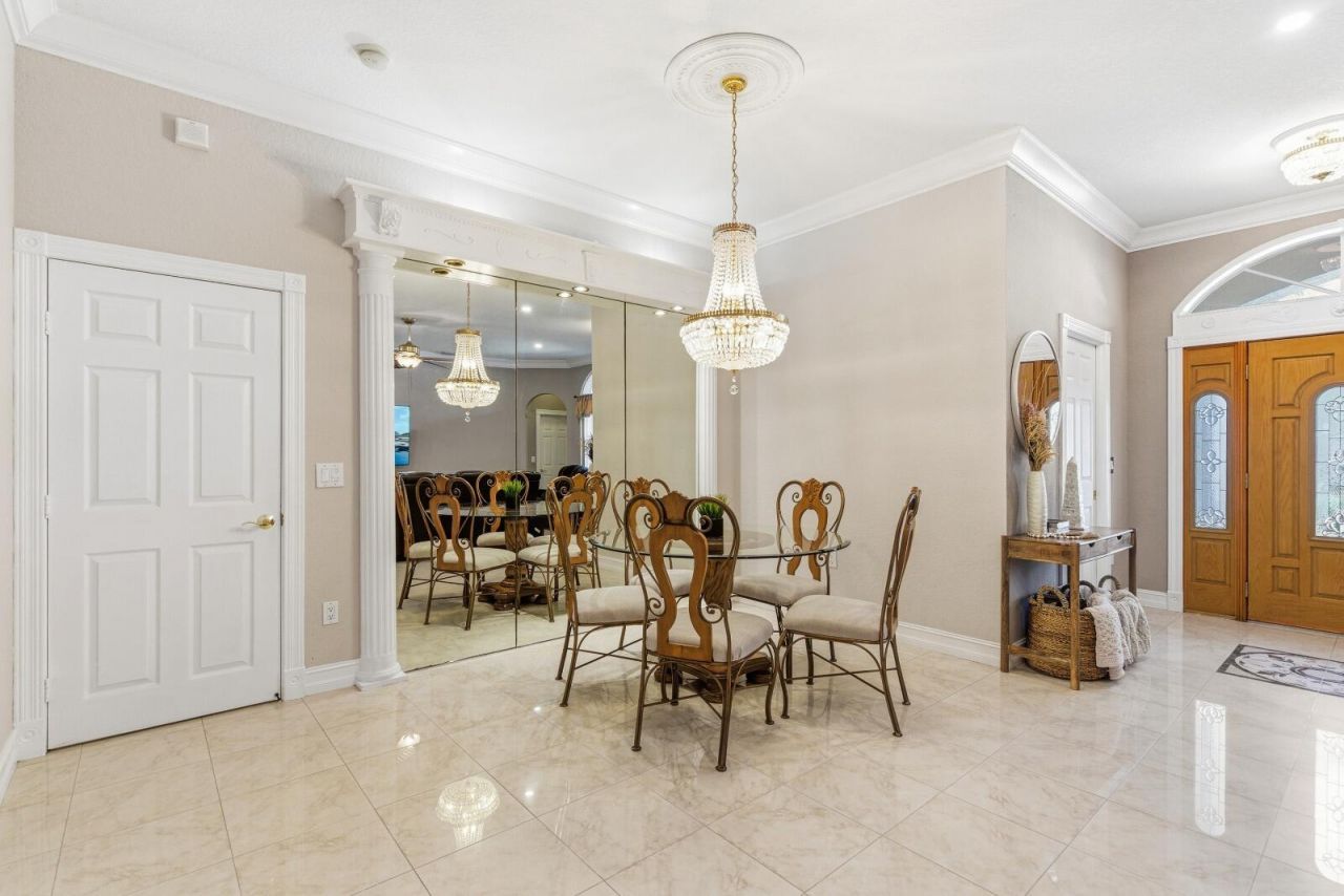 2570 SE 4th Place, Homestead, FL 33033 Photo