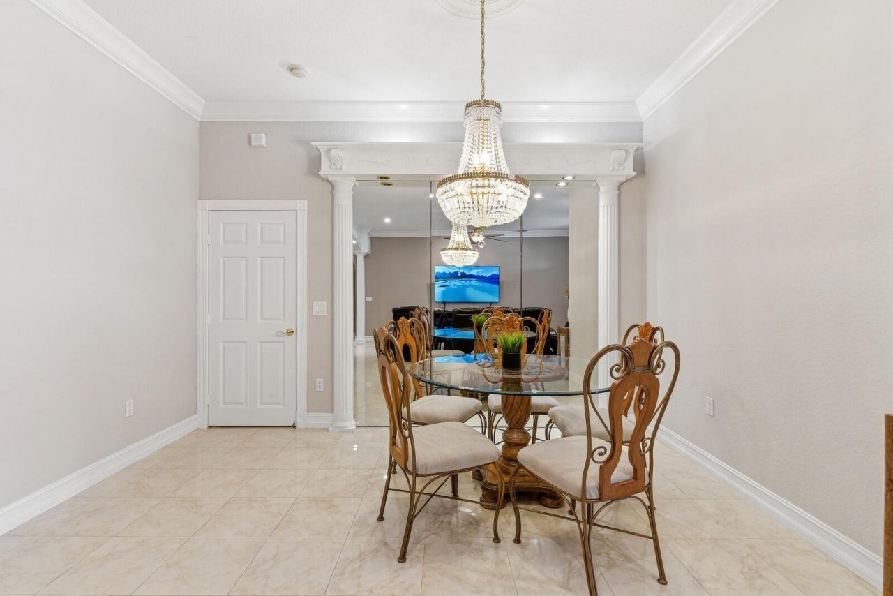 2570 SE 4th Place, Homestead, FL 33033 Photo