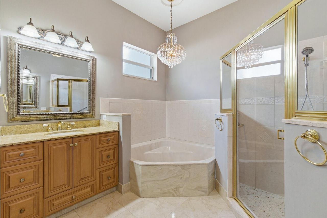 2570 SE 4th Place, Homestead, FL 33033 Photo