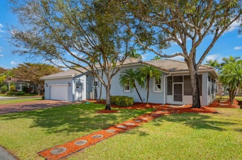 2570 SE 4th Place, Homestead, FL 33033 Photo