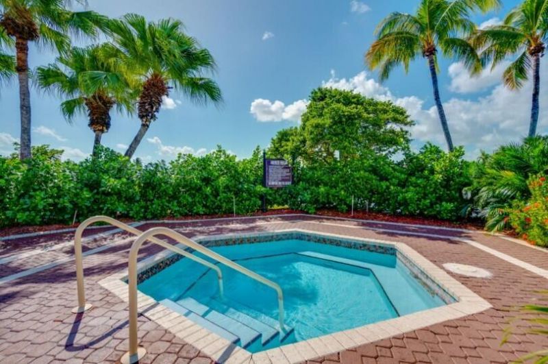 2570 SE 4th Place, Homestead, FL 33033 Photo