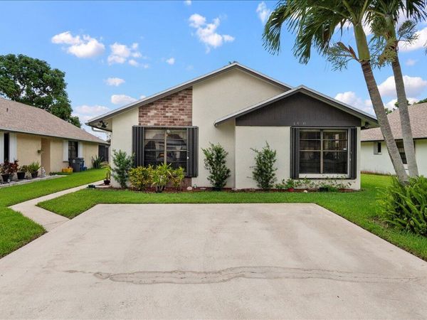 1430 Pines Lane, West Palm Beach, FL 33415
