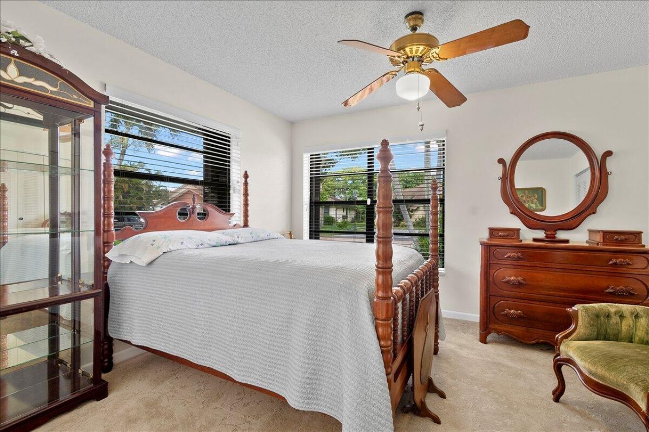1430 Pines Lane, West Palm Beach, FL 33415 Photo