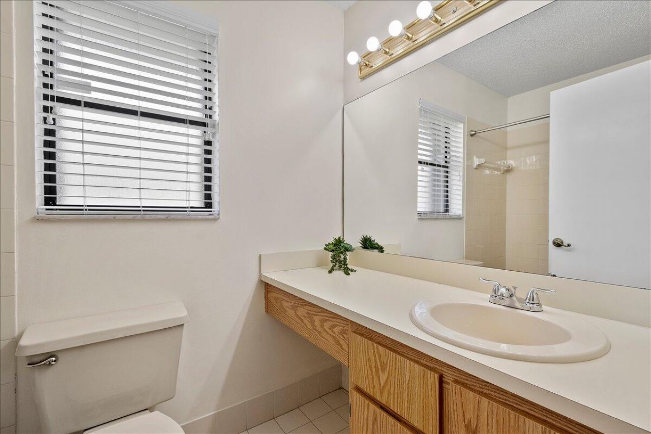 1430 Pines Lane, West Palm Beach, FL 33415 Photo