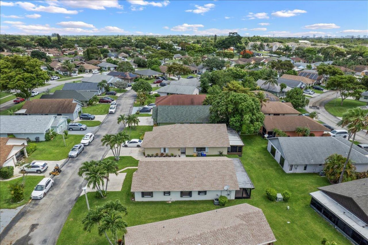 1430 Pines Lane, West Palm Beach, FL 33415 Photo