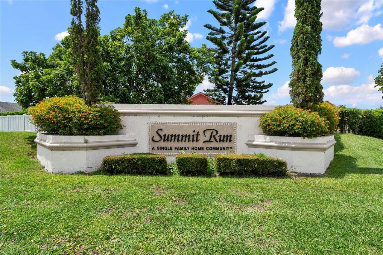 1430 Pines Lane, West Palm Beach, FL 33415 Photo