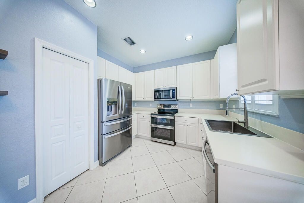 11436 Blue Violet Lane, Royal Palm Beach, FL 33411 Photo