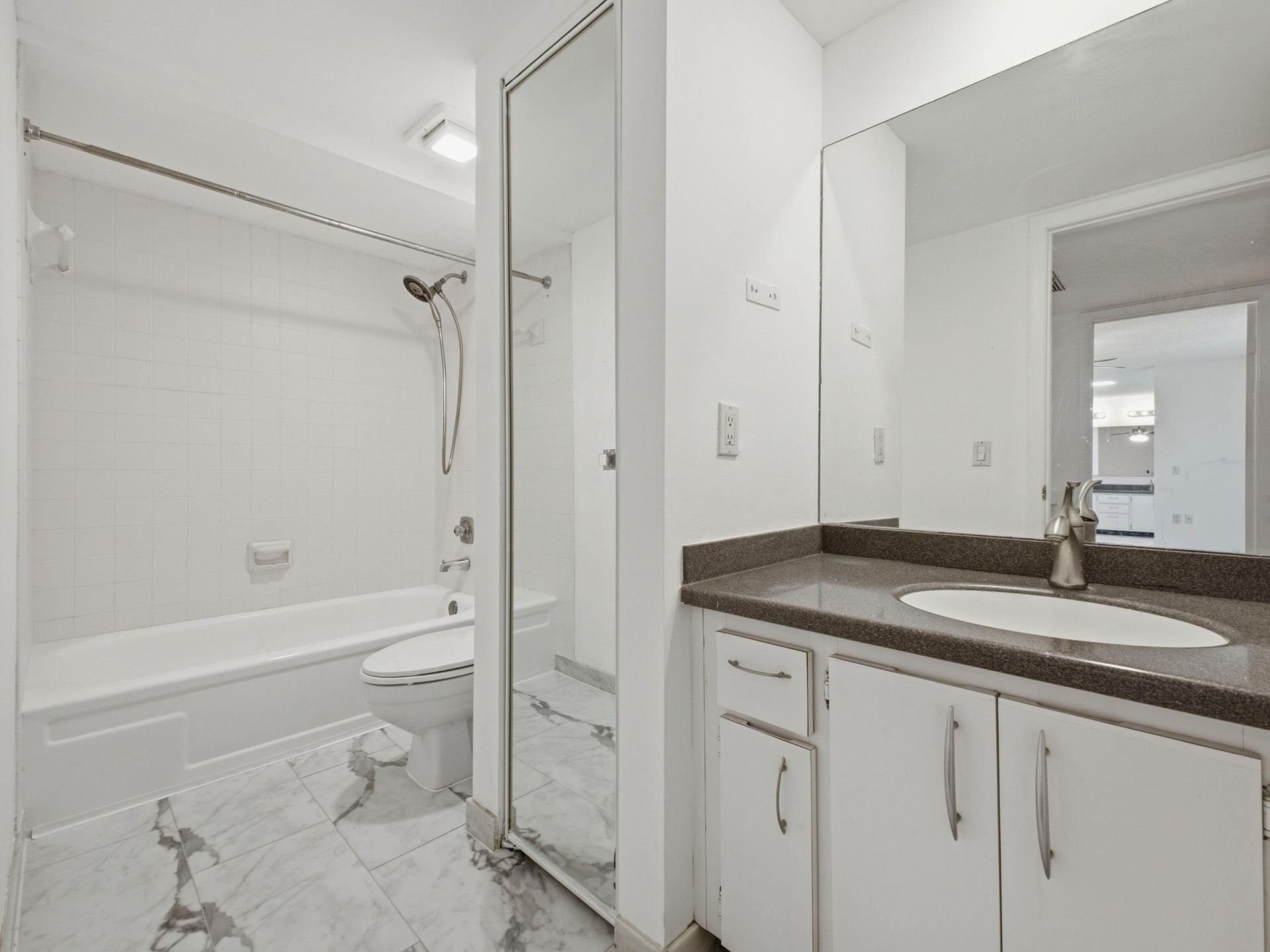 2213 22nd Lane, Palm Beach Gardens, FL 33418 Photo