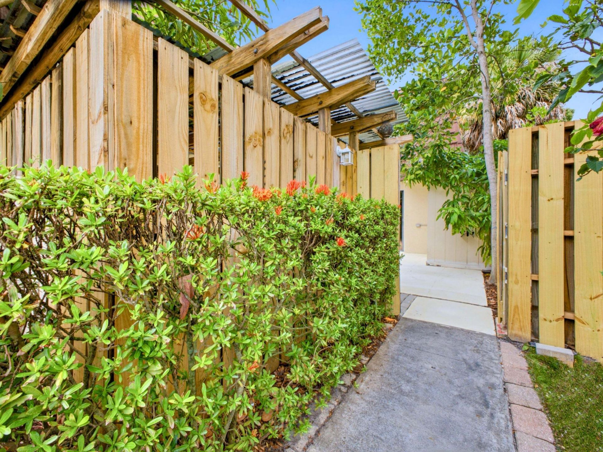 2213 22nd Lane, Palm Beach Gardens, FL 33418 Photo