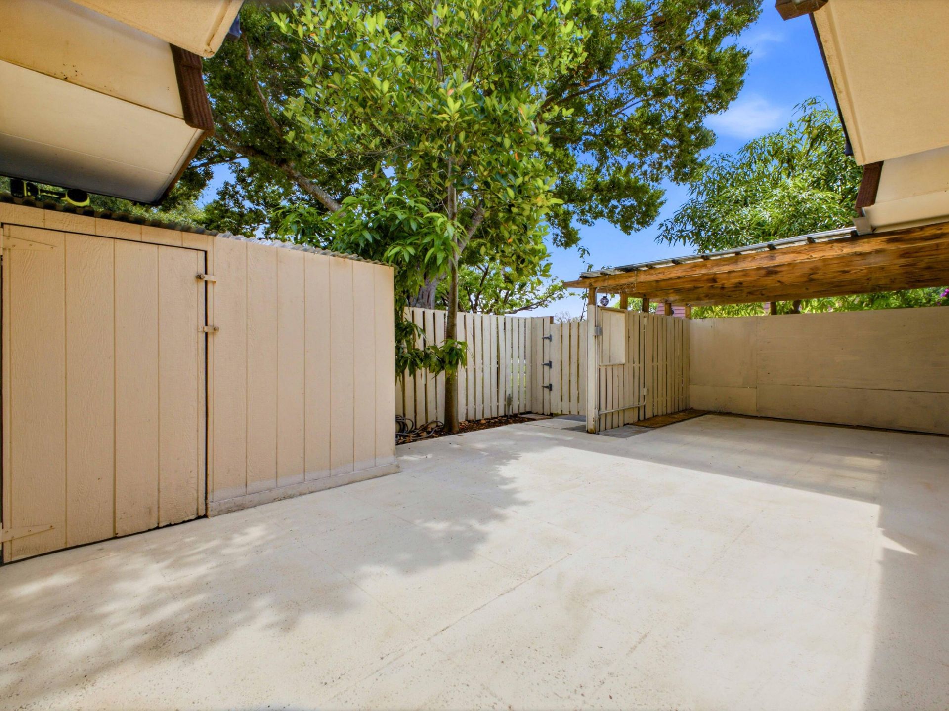2213 22nd Lane, Palm Beach Gardens, FL 33418 Photo