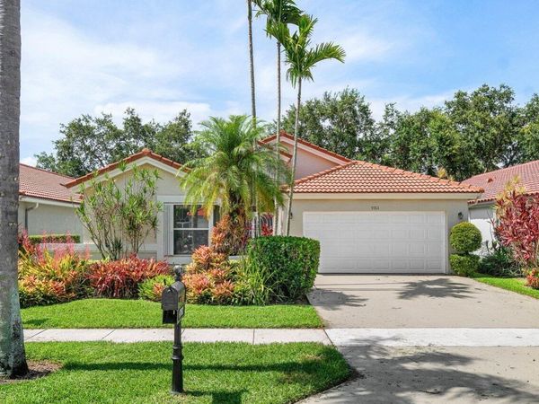 9763 Harbour Lake Circle S, Boynton Beach, FL 33437
