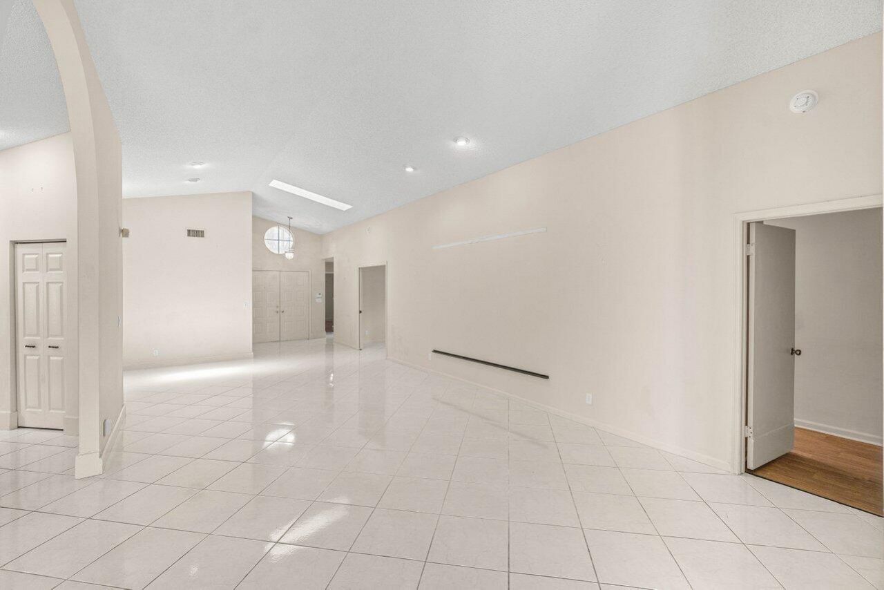 9763 Harbour Lake Circle S, Boynton Beach, FL 33437 Photo