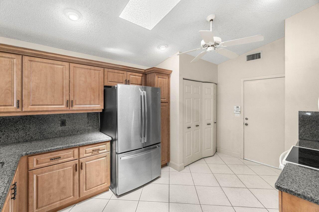 9763 Harbour Lake Circle S, Boynton Beach, FL 33437 Photo