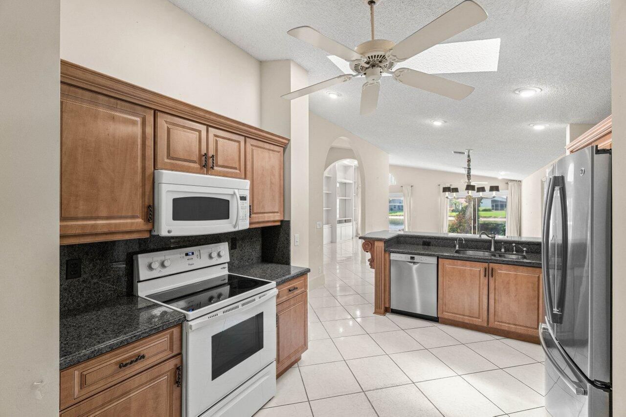 9763 Harbour Lake Circle S, Boynton Beach, FL 33437 Photo