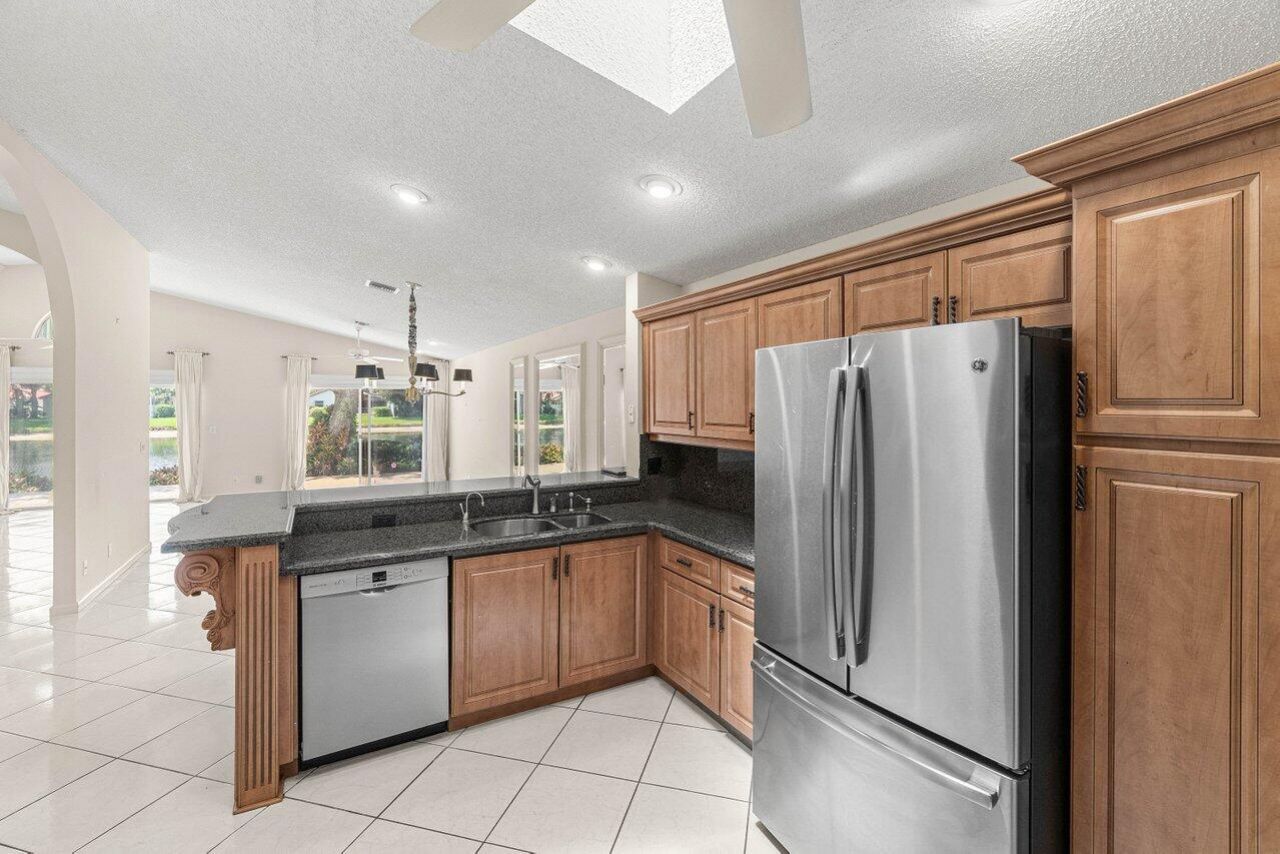 9763 Harbour Lake Circle S, Boynton Beach, FL 33437 Photo