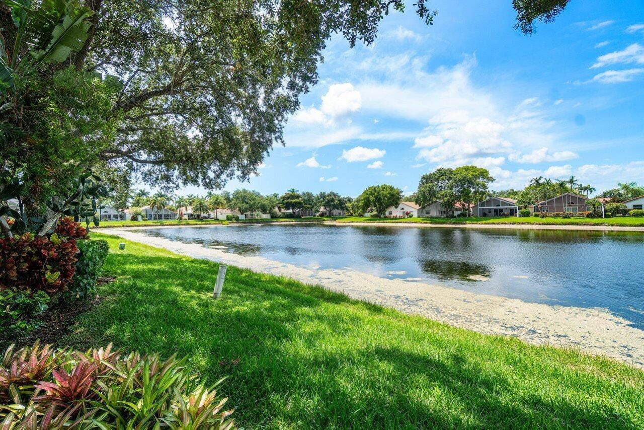 9763 Harbour Lake Circle S, Boynton Beach, FL 33437 Photo