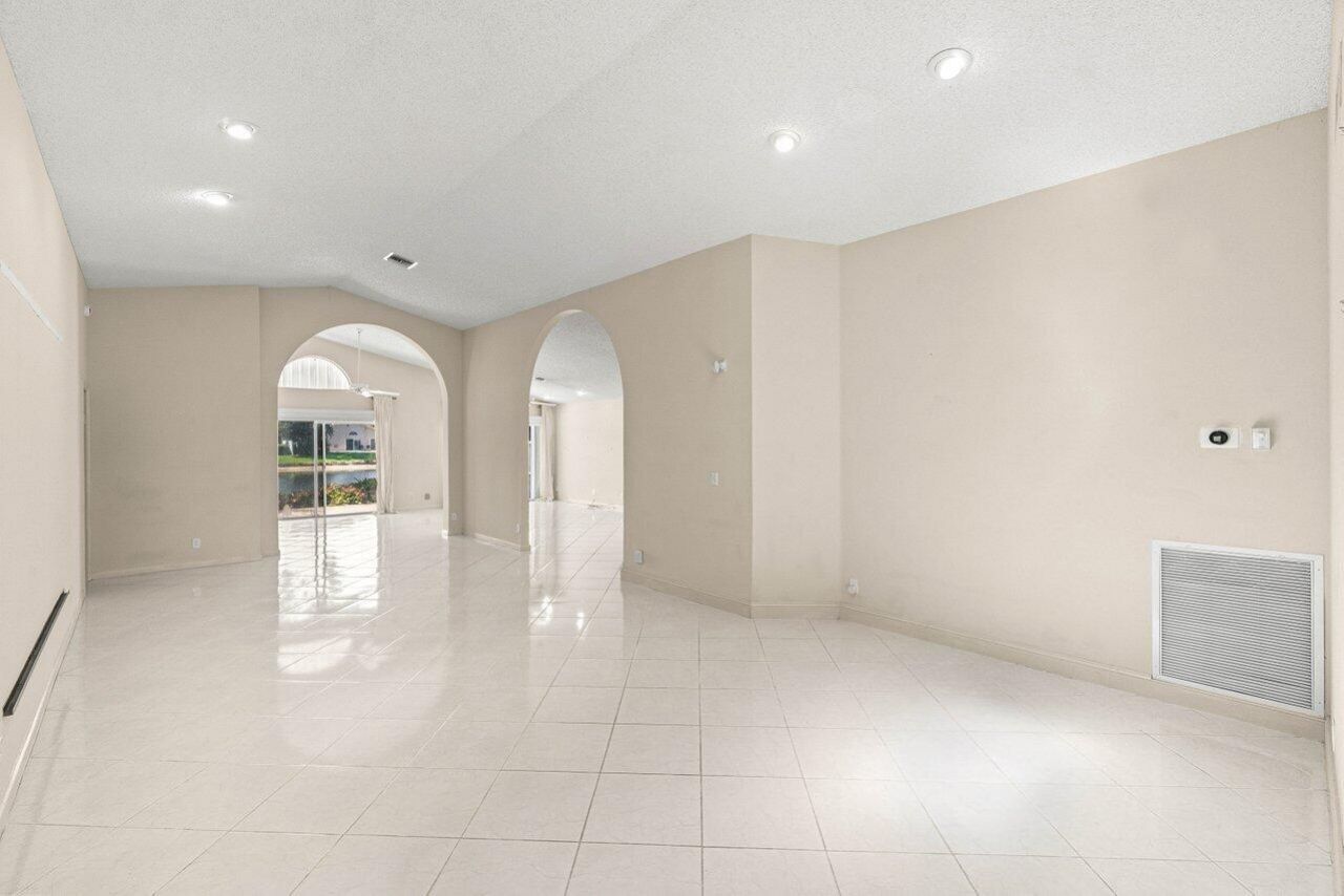 9763 Harbour Lake Circle S, Boynton Beach, FL 33437 Photo