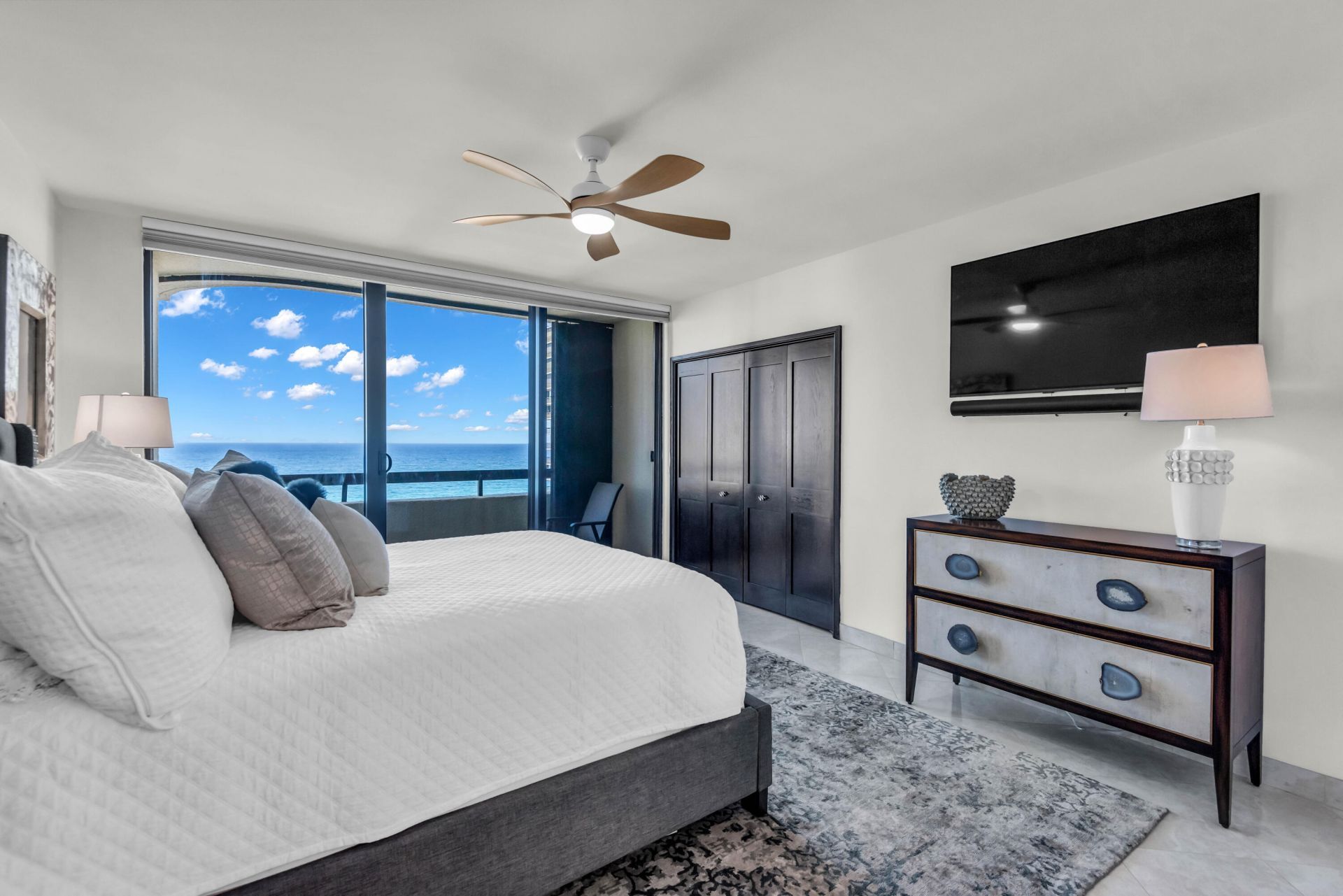 4100 N Ocean Drive, Unit 1101, West Palm Beach, FL 33404 Photo