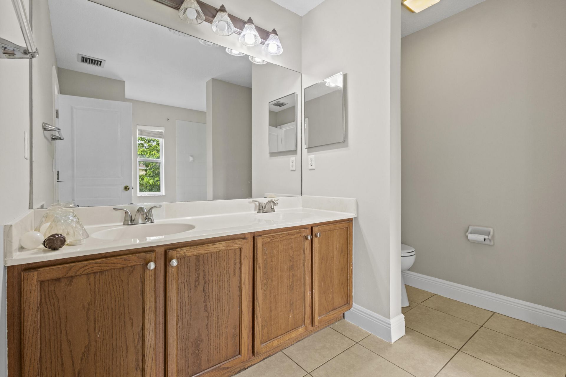 2134 SW Savage Boulevard, Port Saint Lucie, FL 34953 Photo