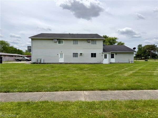 229 Brunswick Drive , Elyria, OH 44035