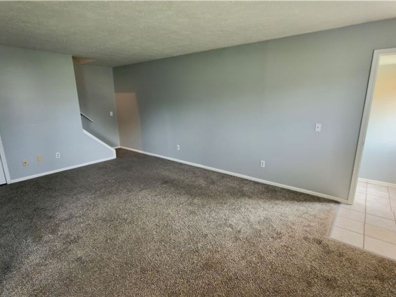 229 Brunswick Drive, Elyria, OH 44035 Photo 7