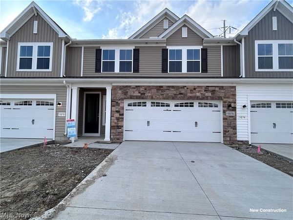 5076 Shepherds Glen , Willoughby, OH 44094
