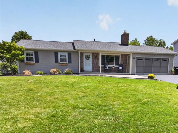 20 Hunt Point , Rochester, NY 14624