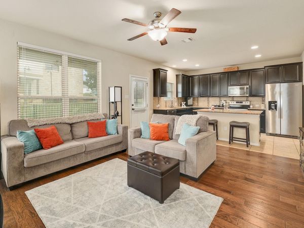 2105 Town Centre DR , Unit 48, Round Rock, TX 78664