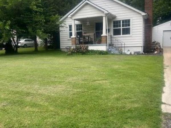 9700 E 66th Street, Raytown, MO 64133